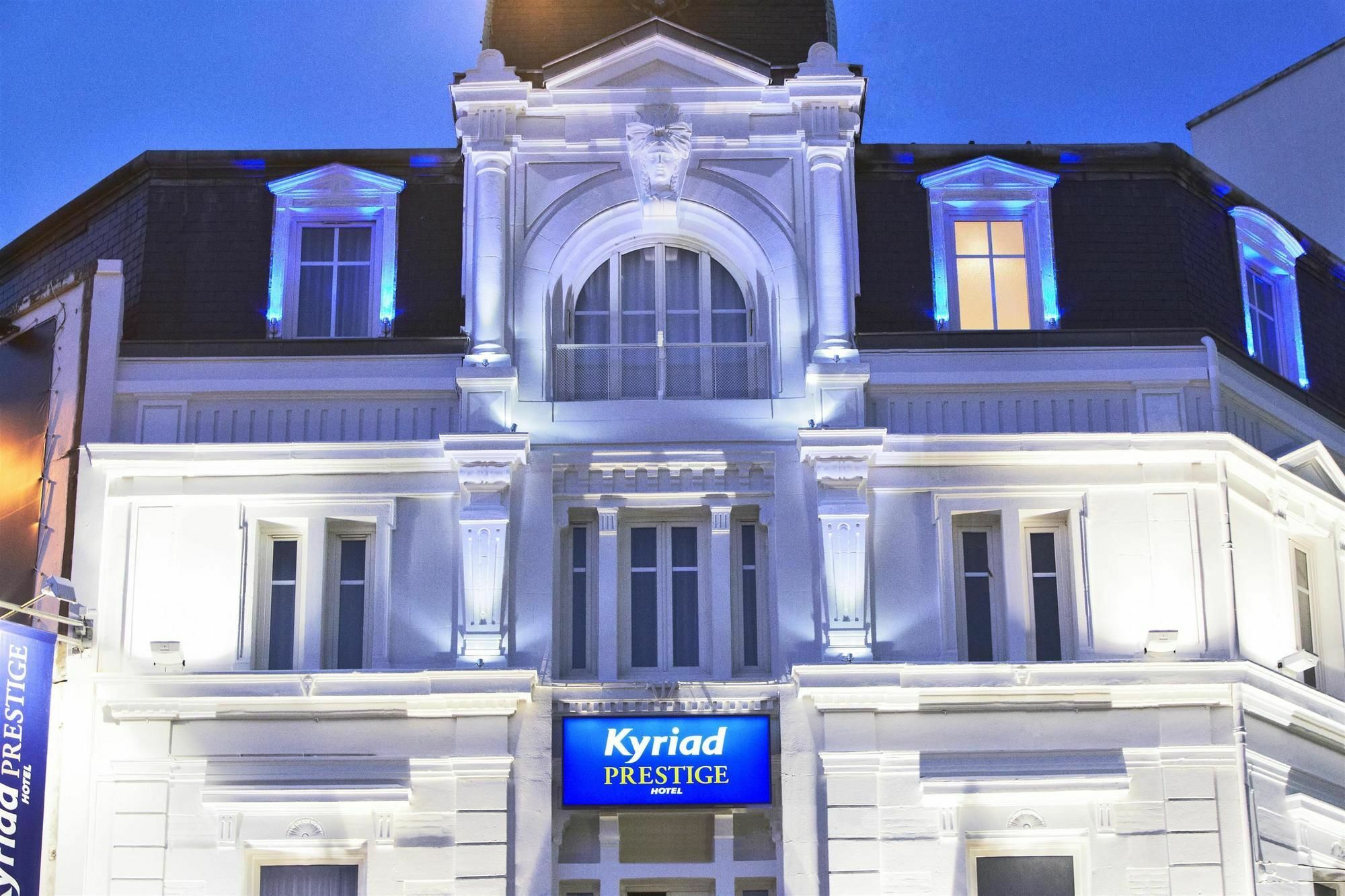 Hotel Kyriad Prestige Centre 4*